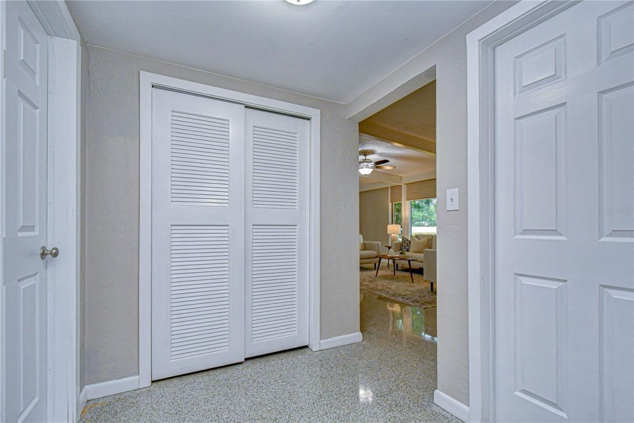 1901 Oxford Street N, Saint Petersburg, FL 33710 Photo