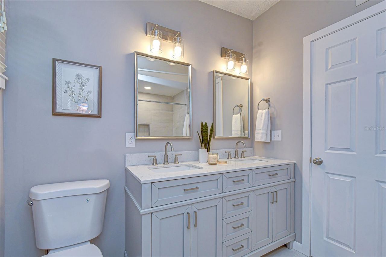 1901 Oxford Street N, Saint Petersburg, FL 33710 Photo