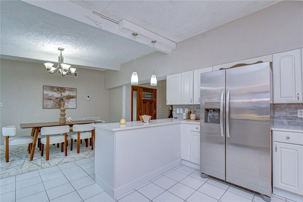 1901 Oxford Street N, Saint Petersburg, FL 33710 Photo