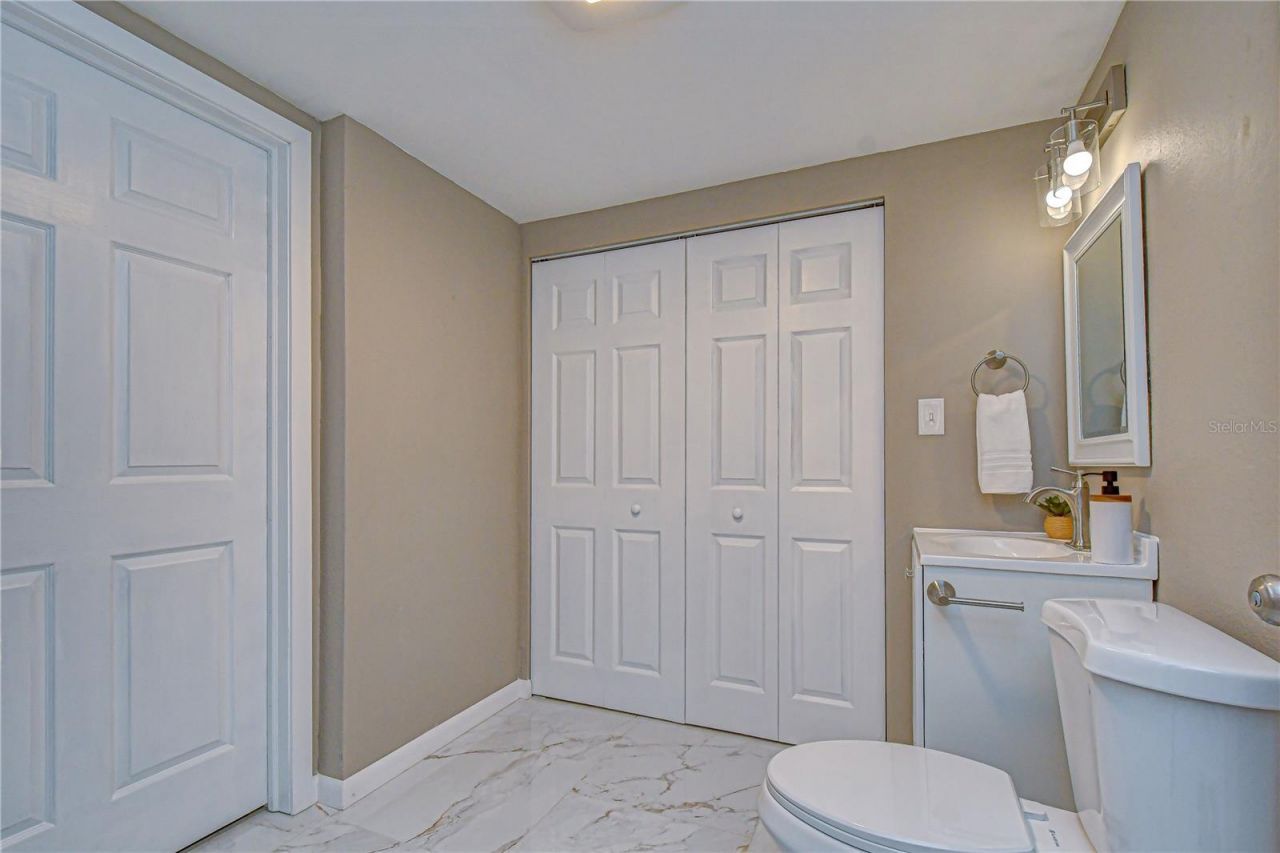 1901 Oxford Street N, Saint Petersburg, FL 33710 Photo