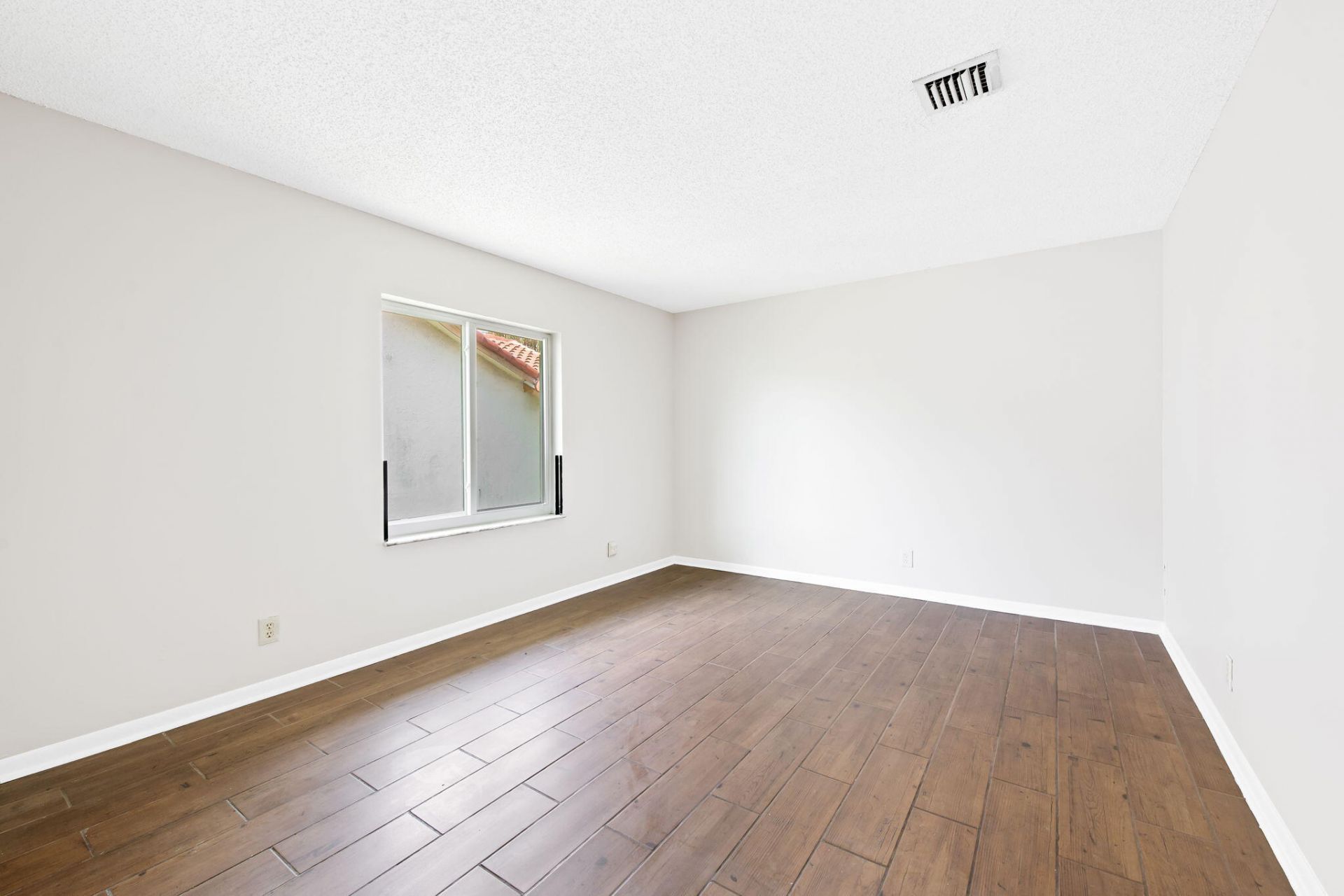 2981 NW 92nd Avenue, Coral Springs, FL 33065 Photo