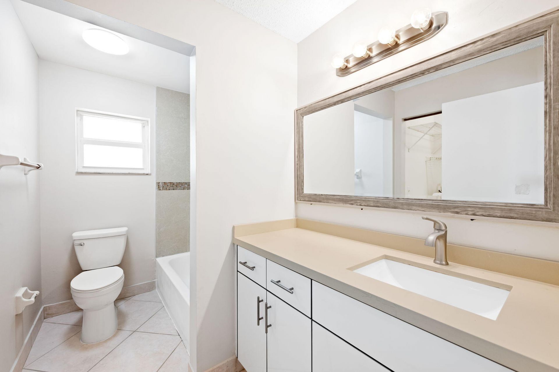 2981 NW 92nd Avenue, Coral Springs, FL 33065 Photo