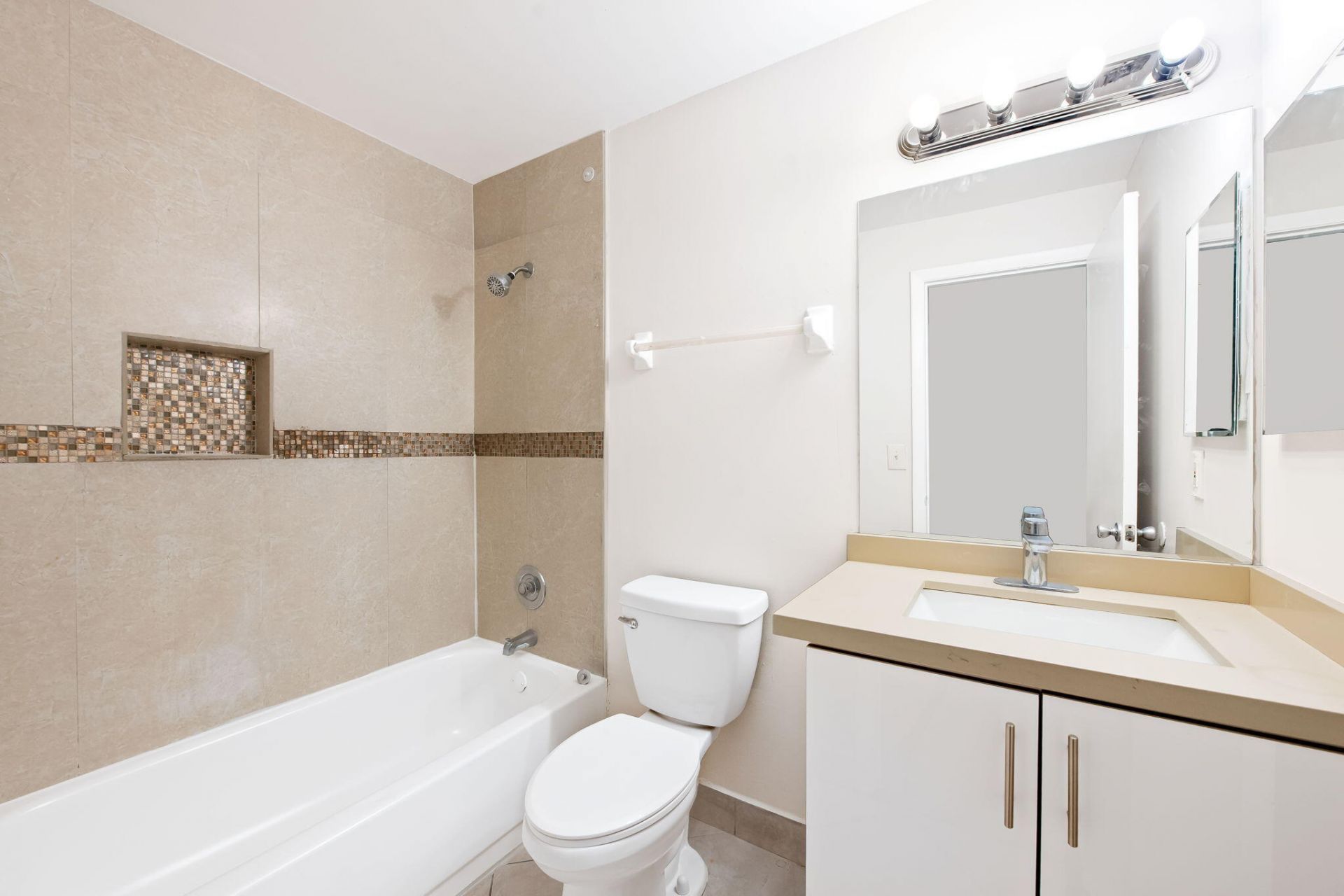 2981 NW 92nd Avenue, Coral Springs, FL 33065 Photo