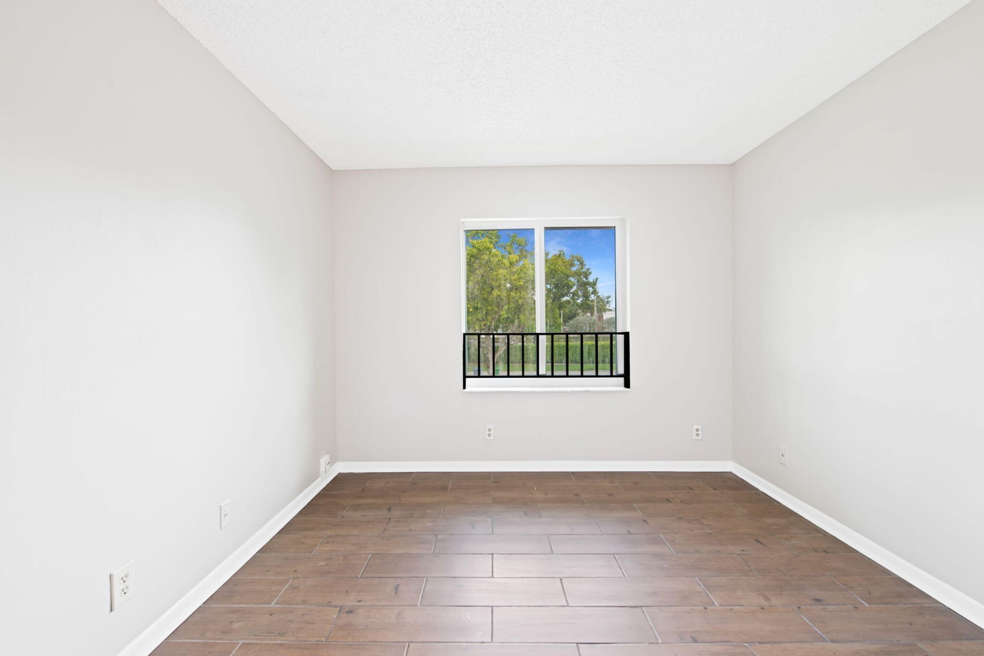 2981 NW 92nd Avenue, Coral Springs, FL 33065 Photo