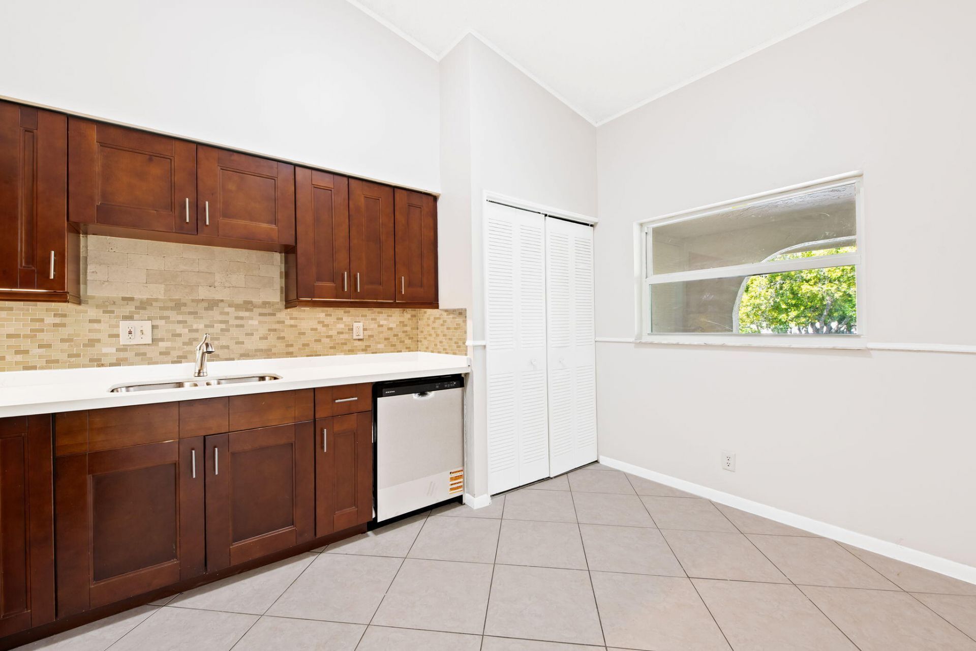2981 NW 92nd Avenue, Coral Springs, FL 33065 Photo