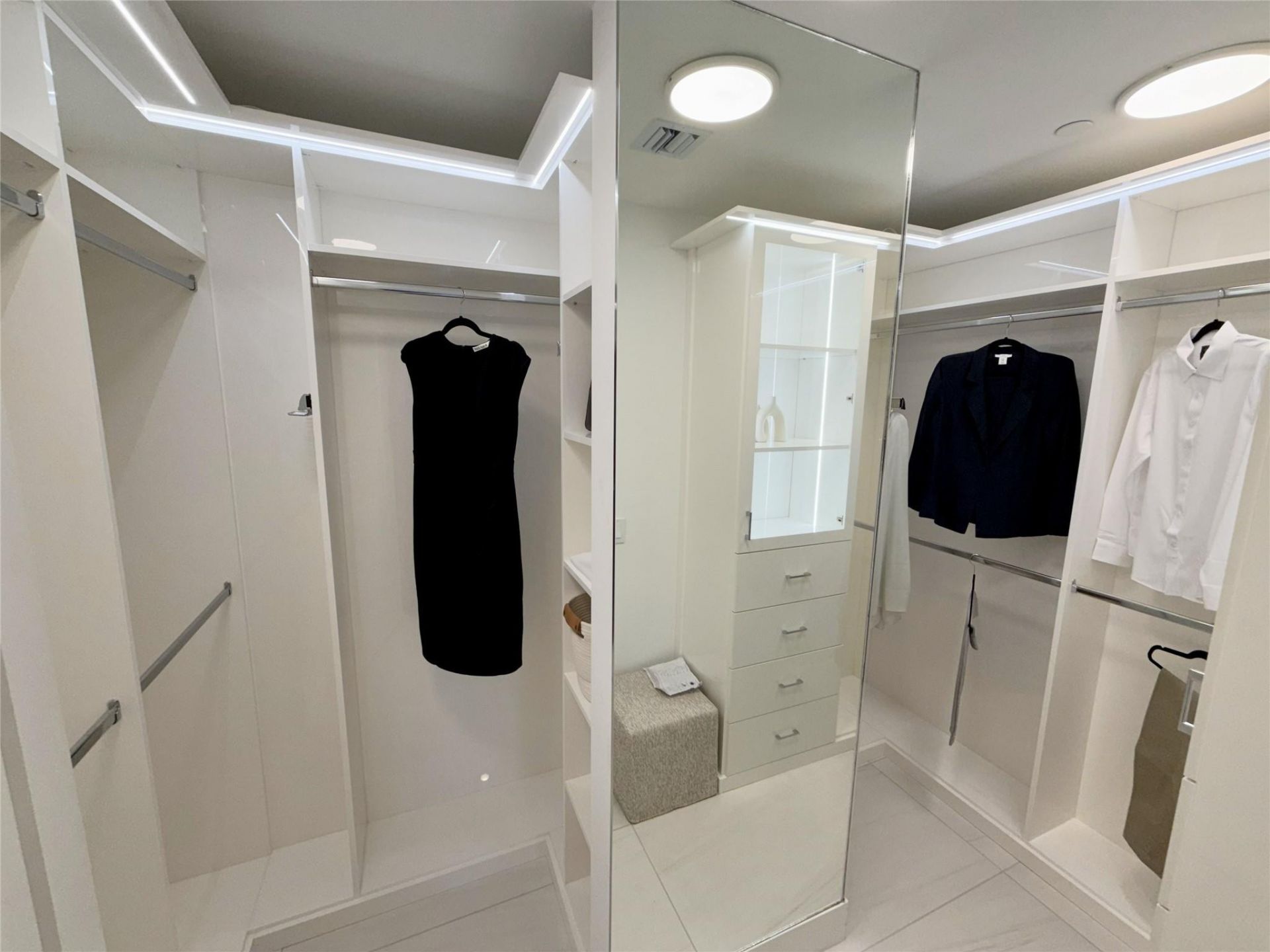 151 N Seabreeze Boulevard, Unit 603, Fort Lauderdale, FL 33304 Photo