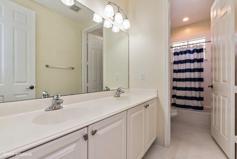 623 Castle Drive, Palm Beach Gardens, FL 33410 Photo