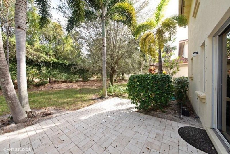 623 Castle Drive, Palm Beach Gardens, FL 33410 Photo