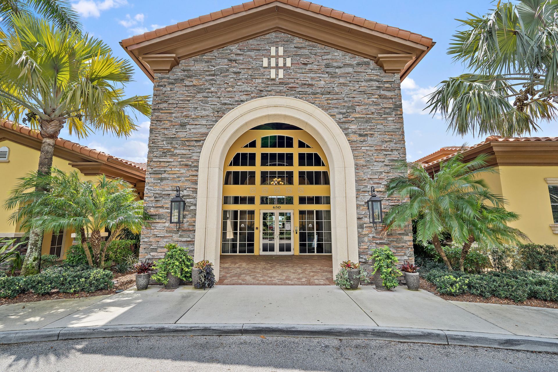 623 Castle Drive, Palm Beach Gardens, FL 33410 Photo