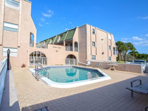 1100 SE 4th Avenue, Unit 37, Deerfield Beach, FL 33441
