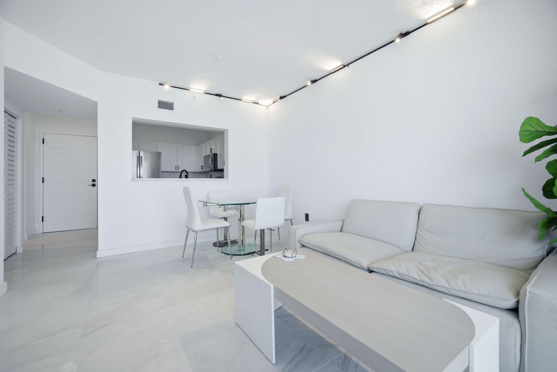 3020 NE 32nd Avenue, Unit 1407, Fort Lauderdale, FL 33308 Photo