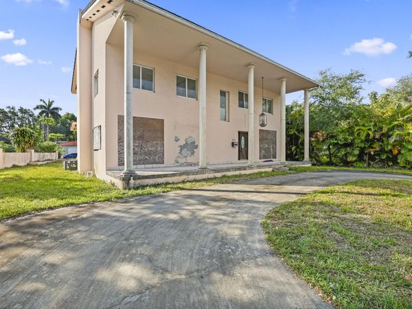 9655 Biscayne Boulevard, Miami Shores, FL 33138