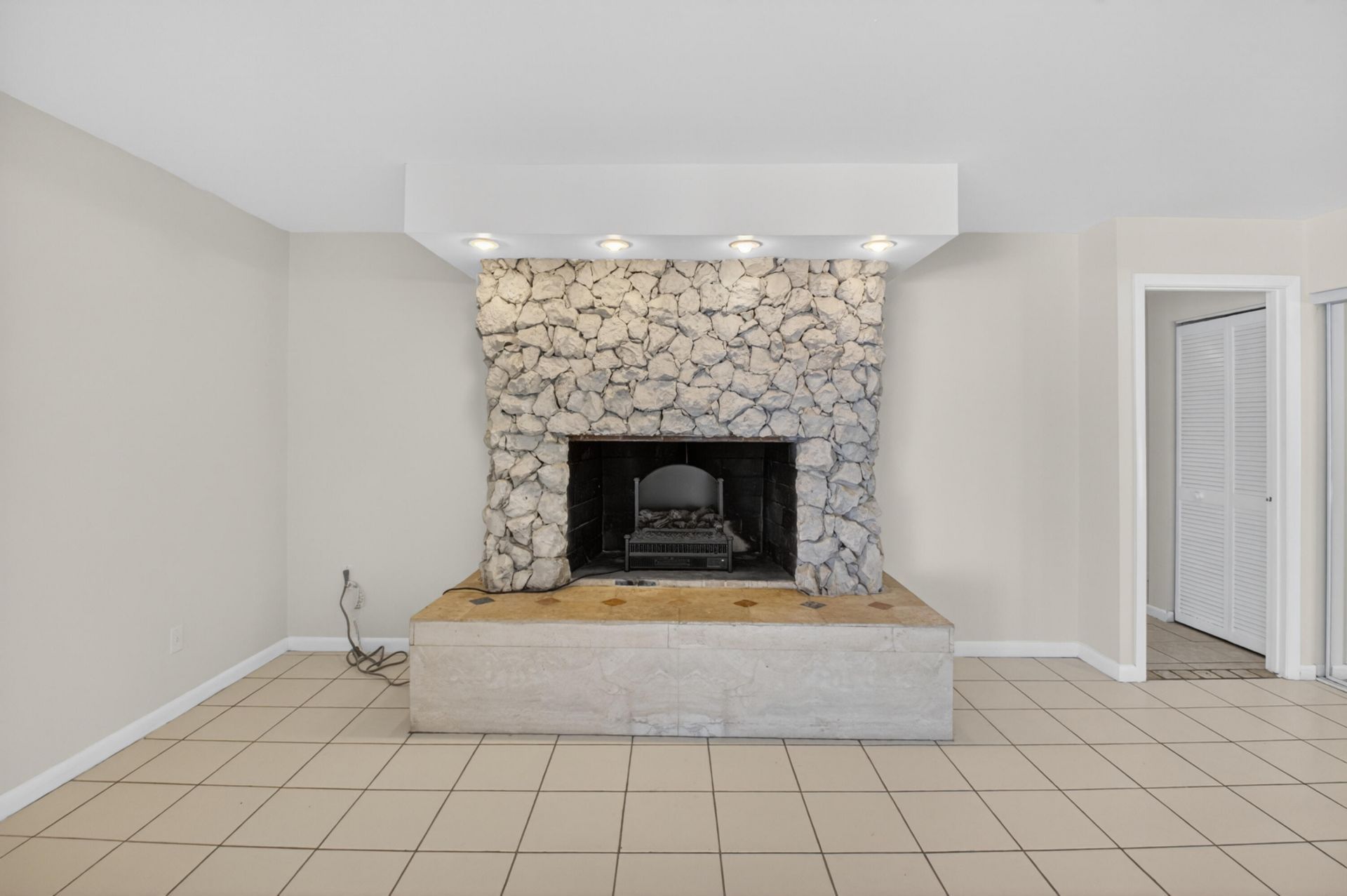 10157 La Reina Road, Delray Beach, FL 33446 Photo