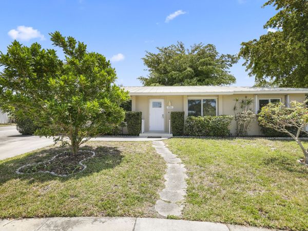 1720 SW 10th Street, Boca Raton, FL 33486
