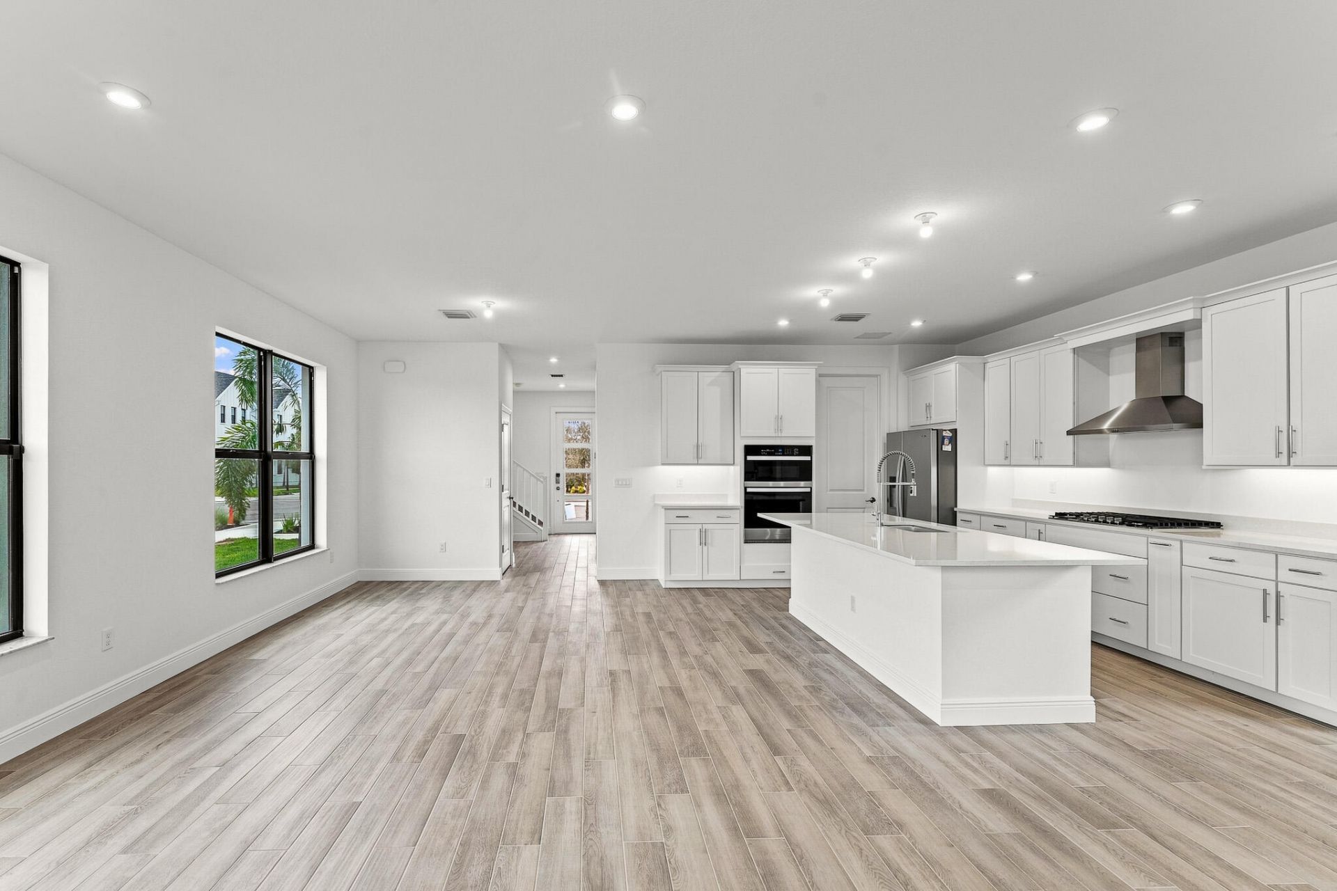 911 SW Newfield Avenue, Palm City, FL 34990 Photo