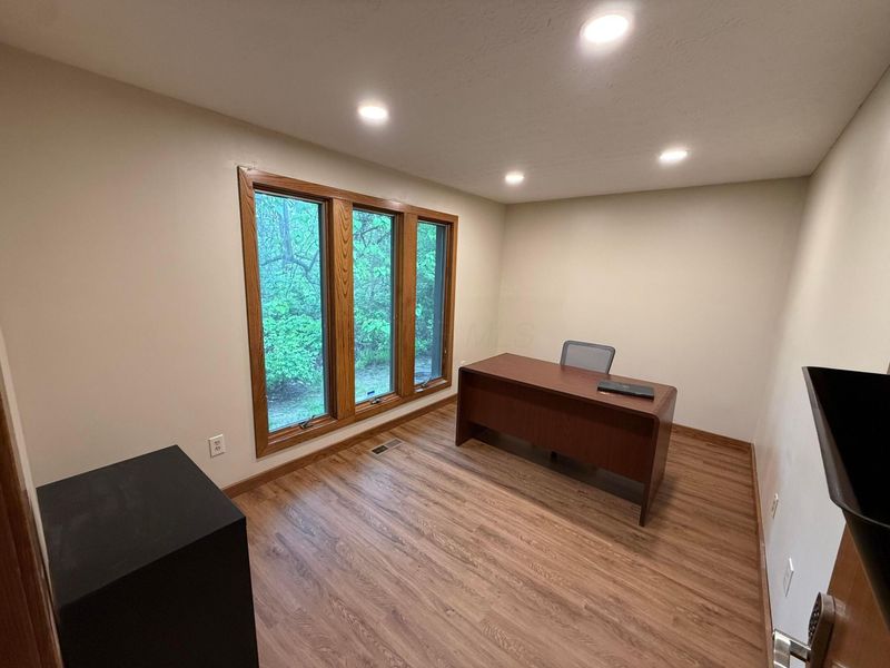2602 Oakstone Drive , Unit 2600, Columbus, OH 43231 Photo 16