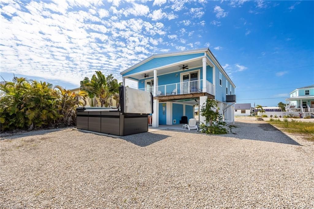 261 Donora Blvd , Fort Myers Beach, FL 33931 Photo