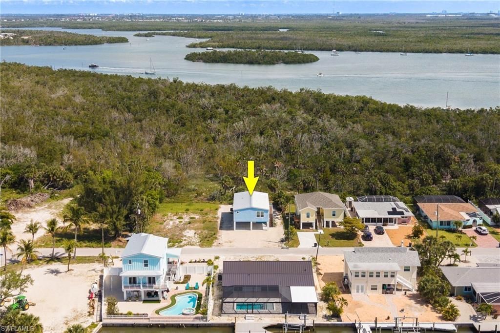 261 Donora Blvd , Fort Myers Beach, FL 33931 Photo