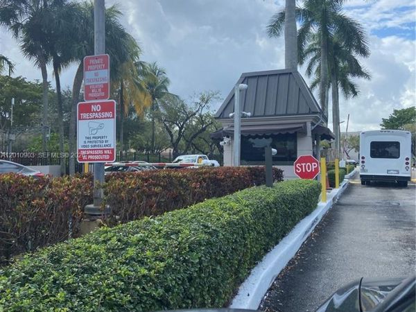 8730 SW 133rd Ave Rd, Unit 117, Miami, FL 33183