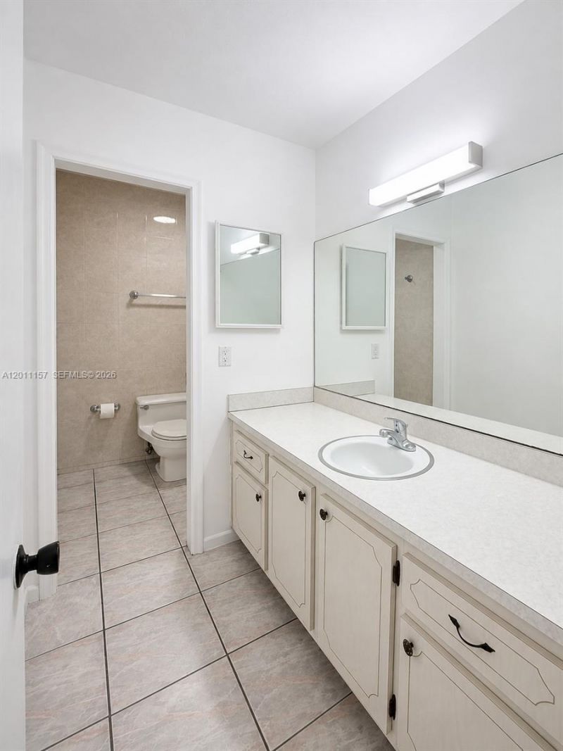 Please Call For Address, Miami, FL 33183 Photo