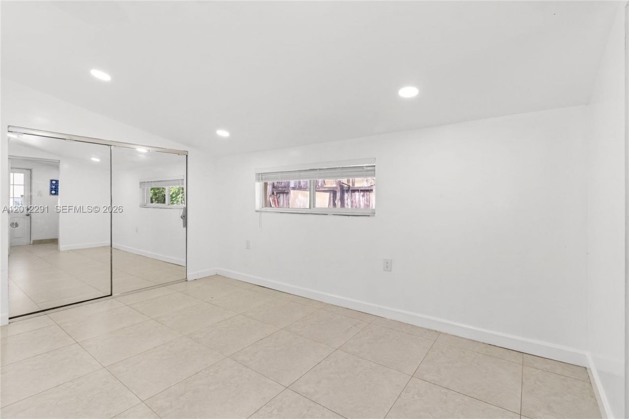 2729 Harding St , Hollywood, FL 33020 Photo