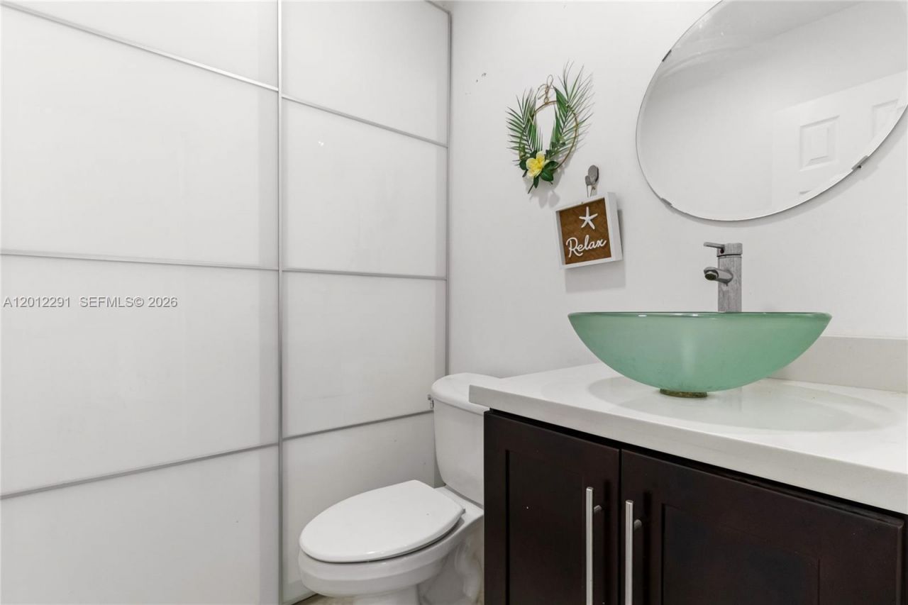 2729 Harding St , Hollywood, FL 33020 Photo