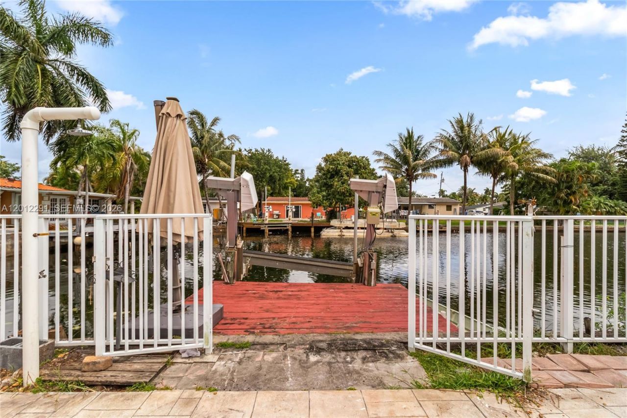 2729 Harding St , Hollywood, FL 33020 Photo