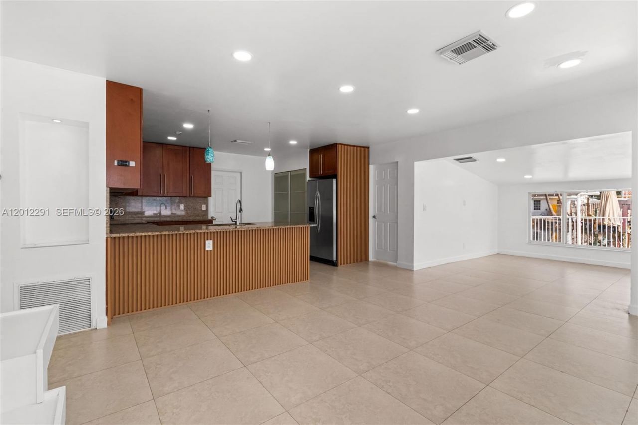 2729 Harding St , Hollywood, FL 33020 Photo