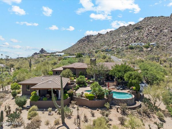 36021 N MEANDER Way, Carefree, AZ 85377