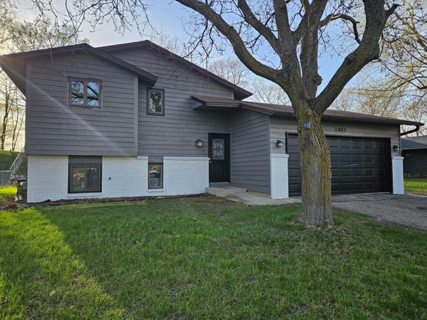 14070 Candlewood Lane NE, Prior Lake, MN 55372