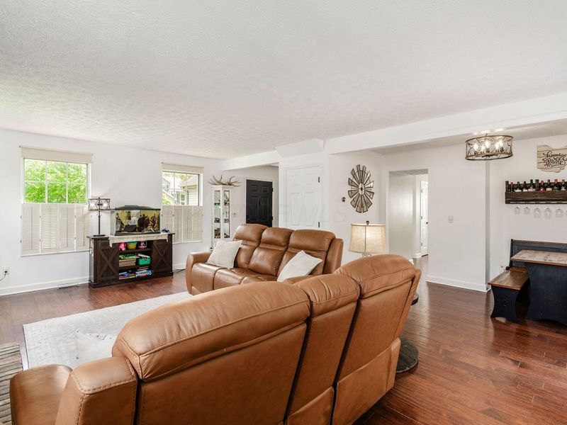 7831 Leaview Drive, Columbus, OH 43235 Photo 19