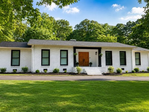 296 Big Rock Rd, Smithville, TN 37166