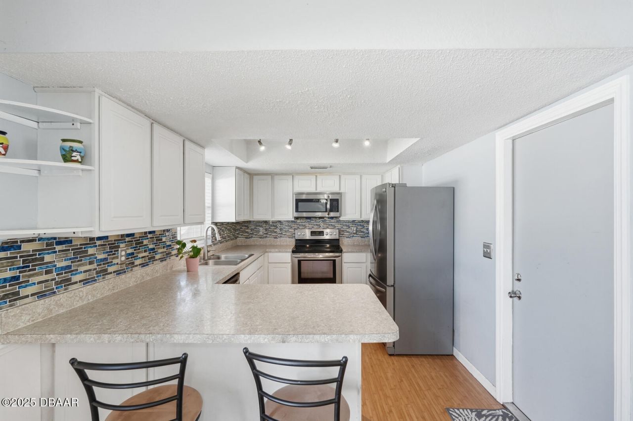 145 Springwood Drive, Daytona Beach, FL 32119 Photo