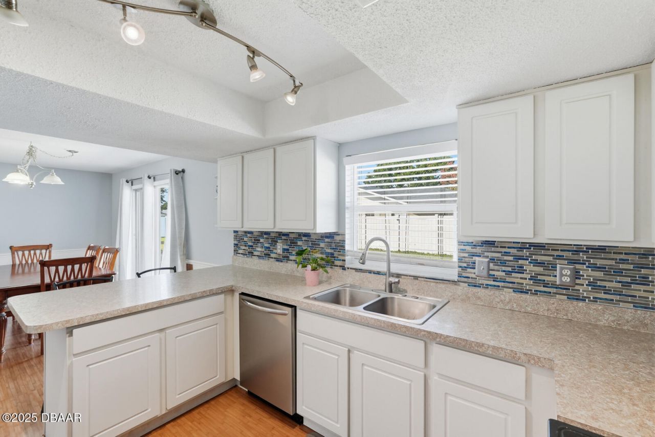 145 Springwood Drive, Daytona Beach, FL 32119 Photo