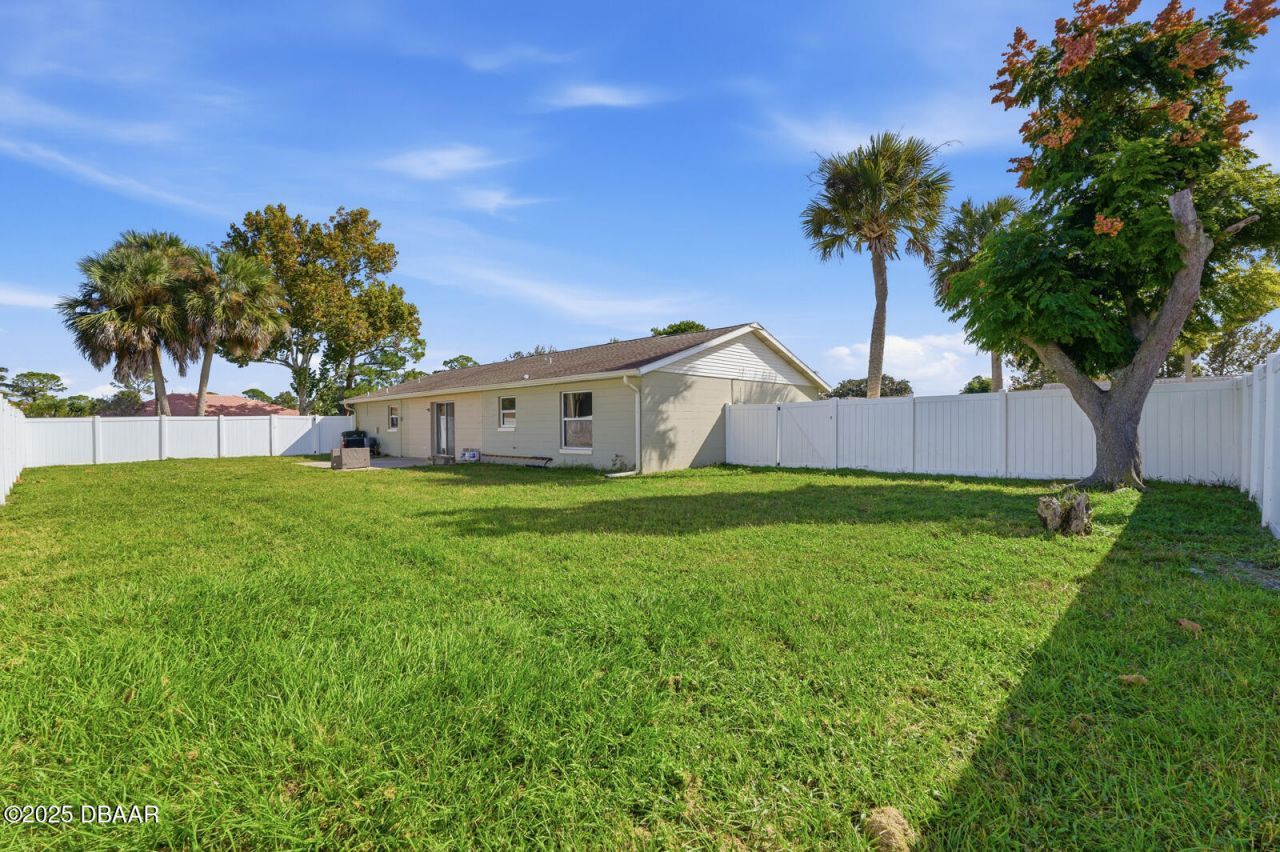 145 Springwood Drive, Daytona Beach, FL 32119 Photo