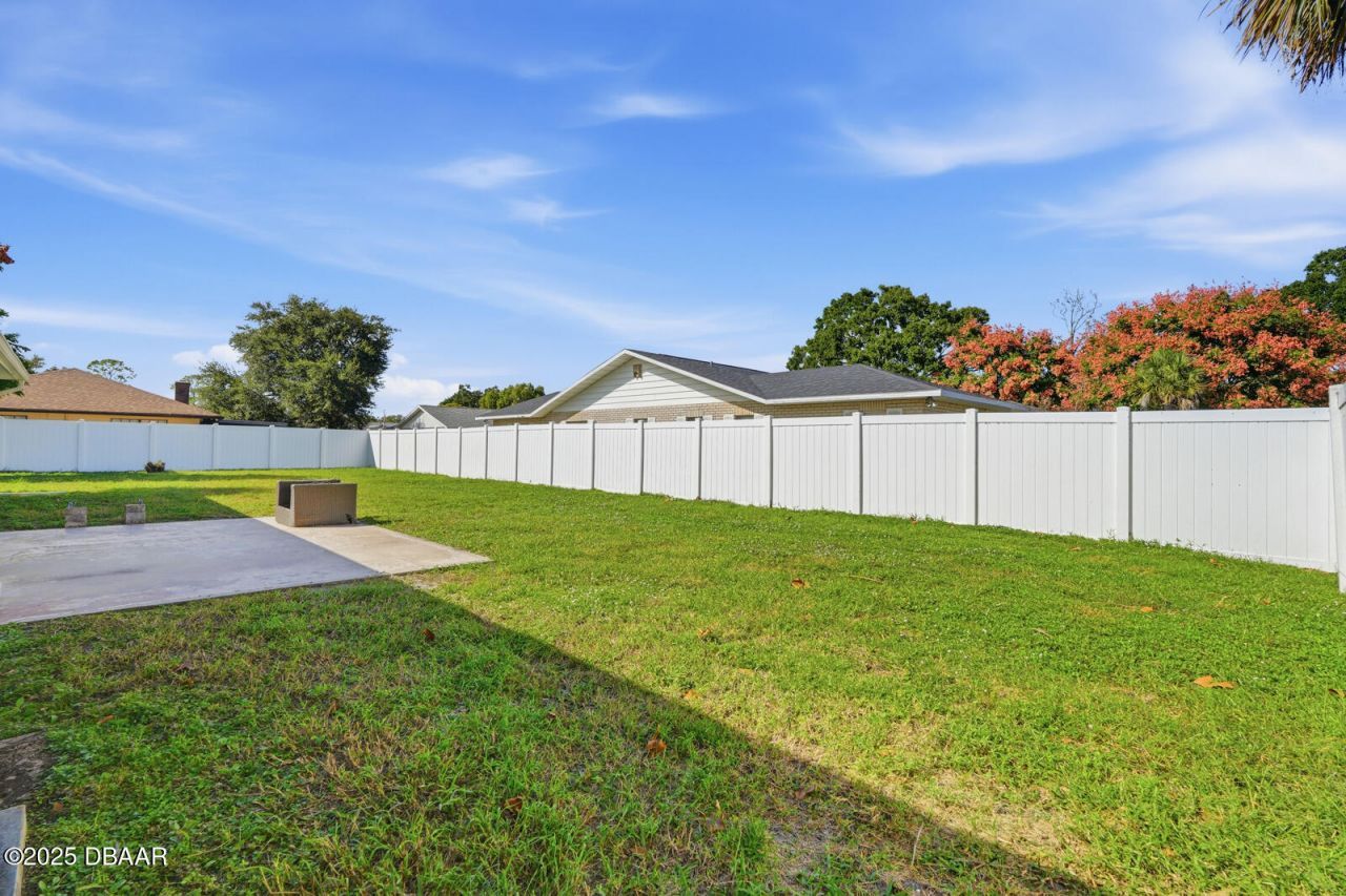 145 Springwood Drive, Daytona Beach, FL 32119 Photo