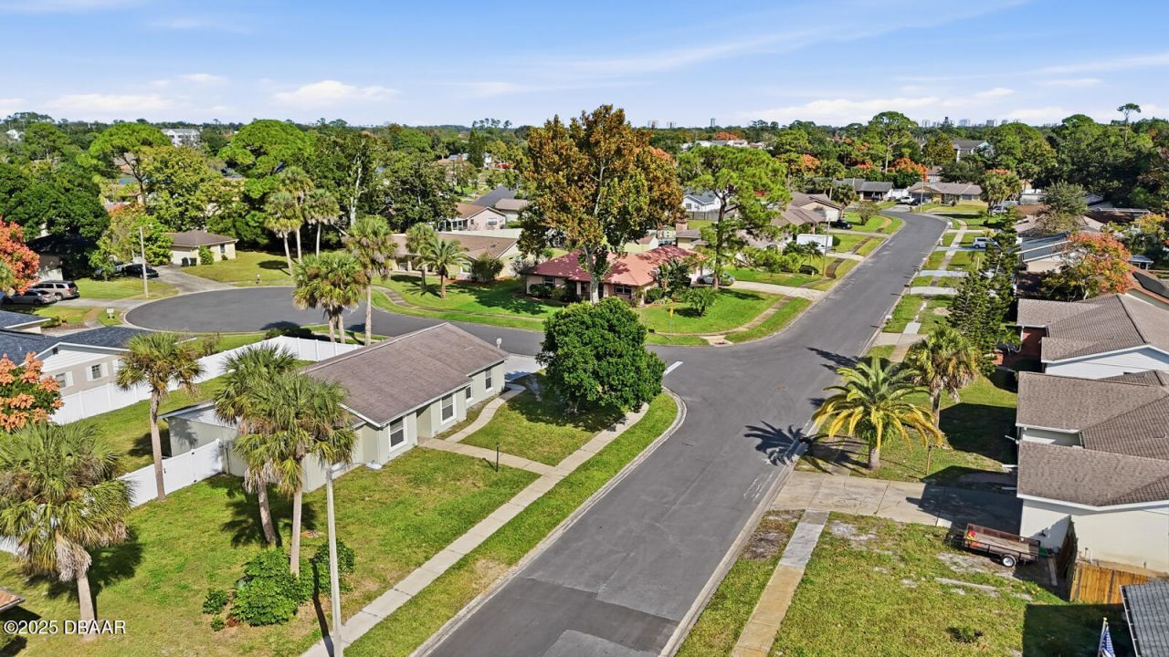 145 Springwood Drive, Daytona Beach, FL 32119 Photo