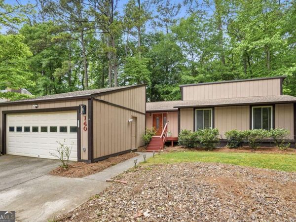 140 Hillside Lane, Roswell, GA 30076