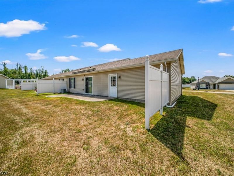 309 Woodland Way, Unit A, Jefferson, OH 44047 Photo 4