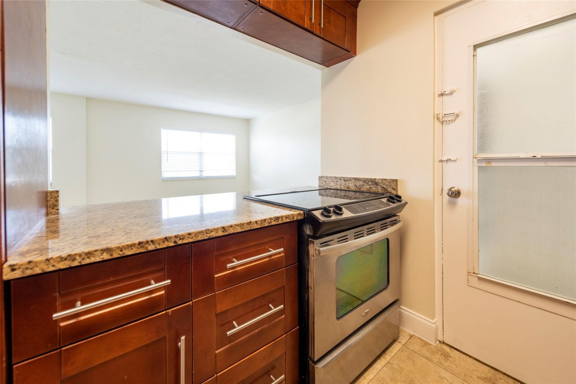 2555 NE 11th Street, Unit 302, Fort Lauderdale, FL 33304 Photo