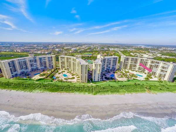 400 Ocean Trail Way, Unit 303, Jupiter, FL 33477