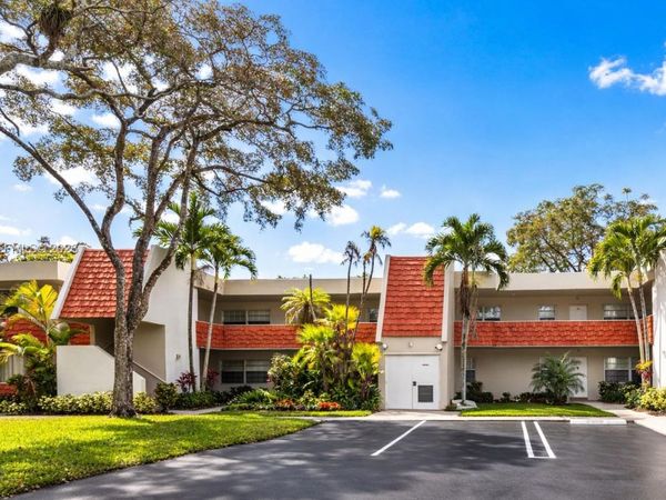 823 Cypress Blvd , Unit 204, Pompano Beach, FL 33069