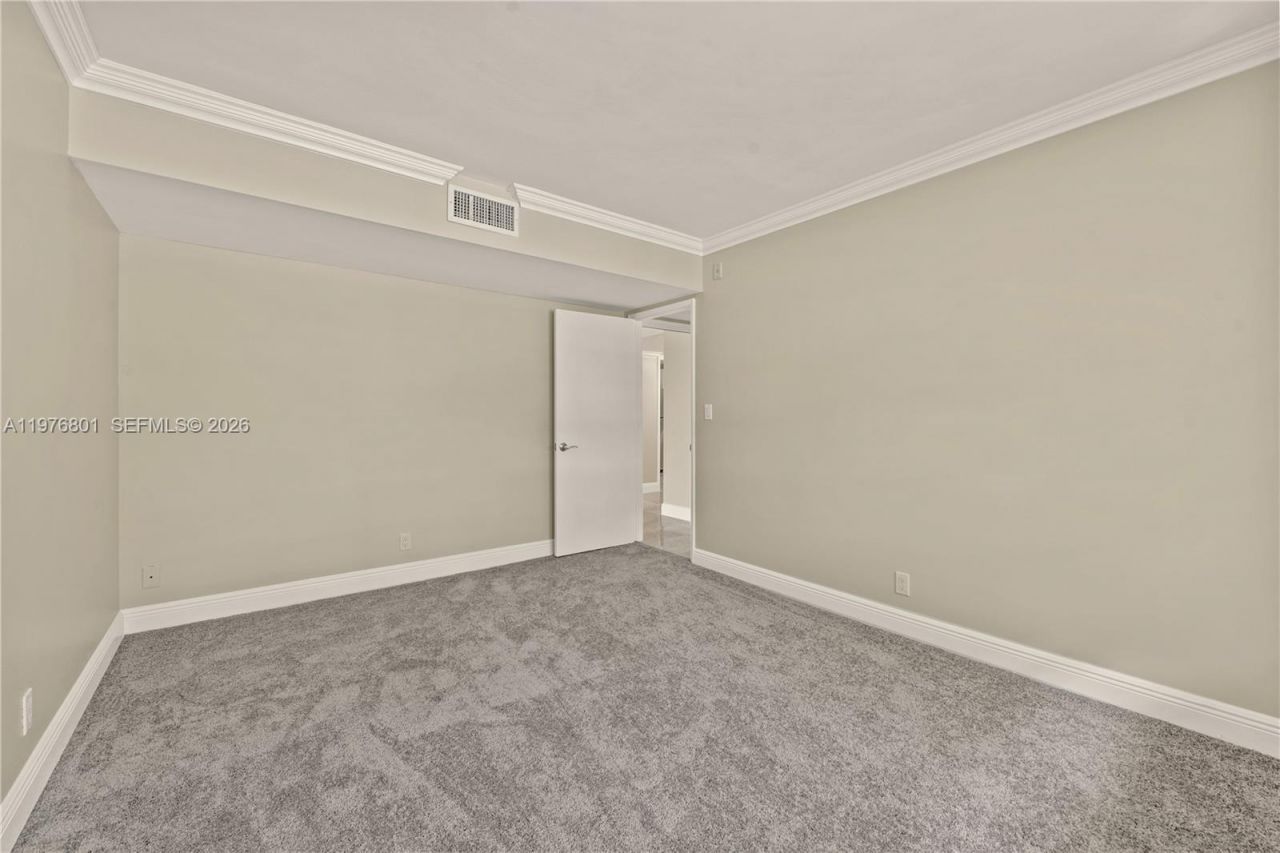 823 Cypress Blvd , Unit 204, Pompano Beach, FL 33069 Photo