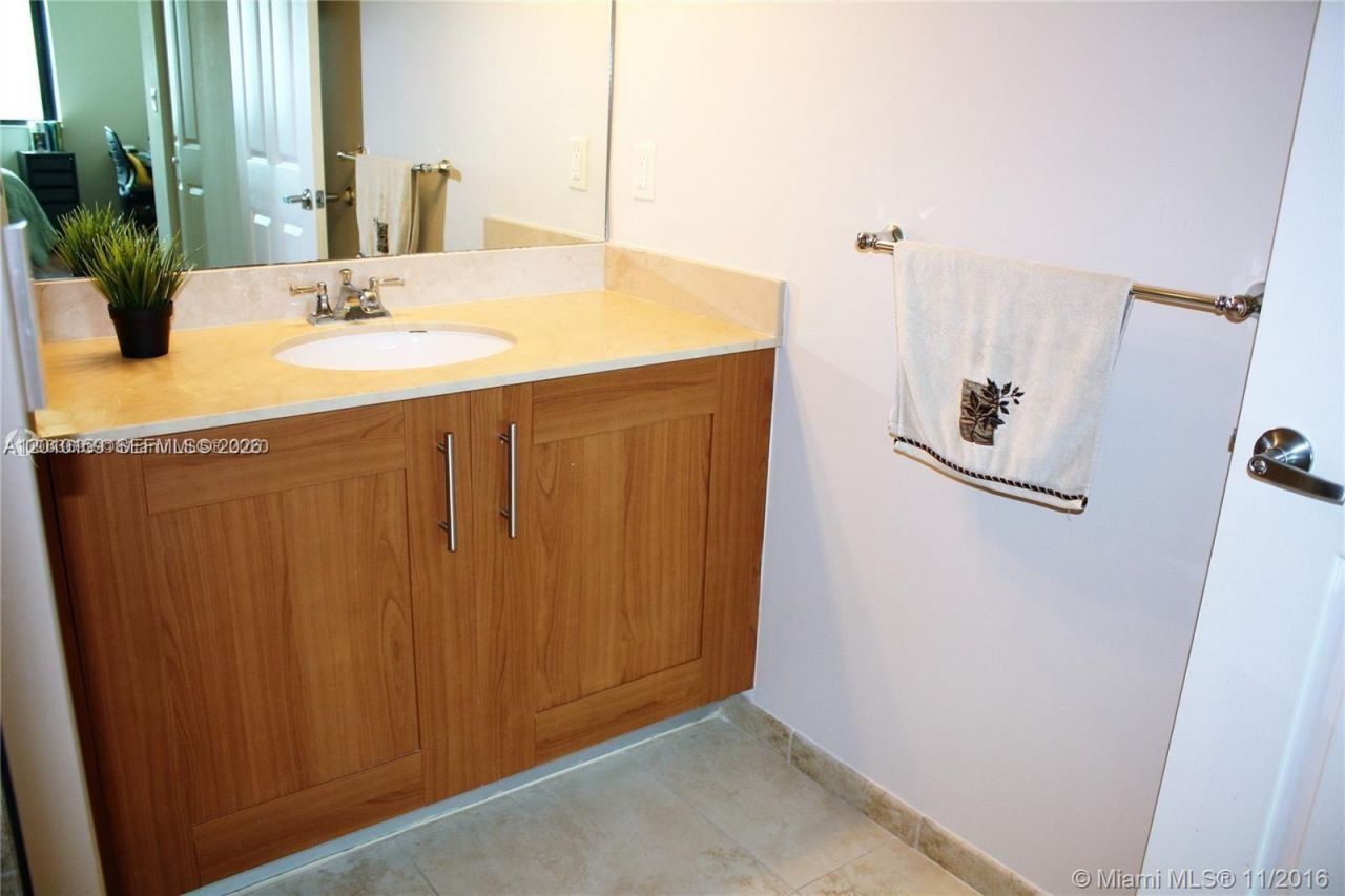1300 Ponce De Leon Blvd, Unit 1106, Coral Gables, FL 33134 Photo