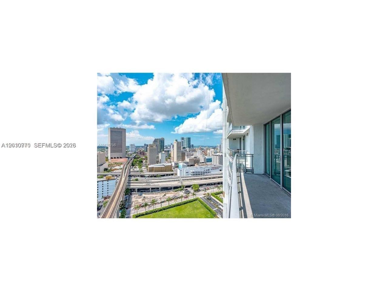 90 SW 3rd St, Unit 2609, Miami, FL 33130 Photo