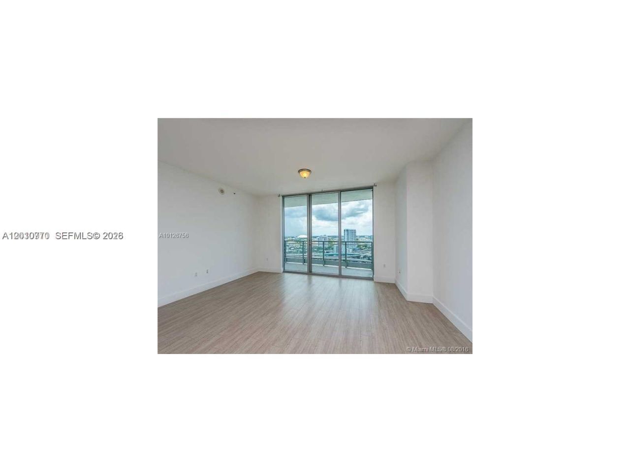 90 SW 3rd St, Unit 2609, Miami, FL 33130 Photo