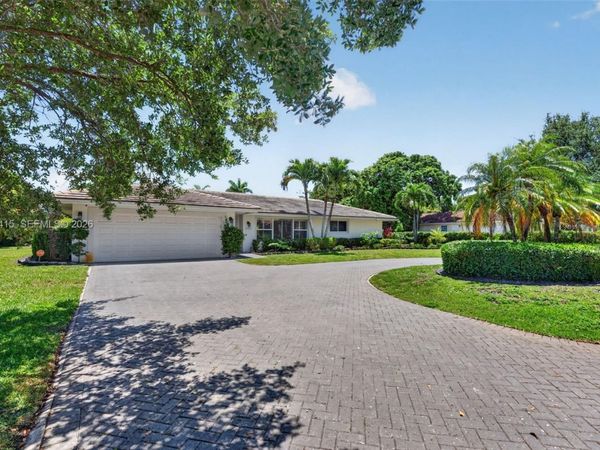 2701 NW 107th Ave, Coral Springs, FL 33065