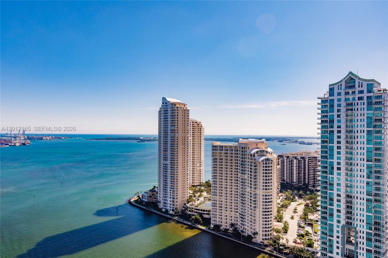 325 S Biscayne Blvd , Unit 3617, Miami, FL 33131 Photo
