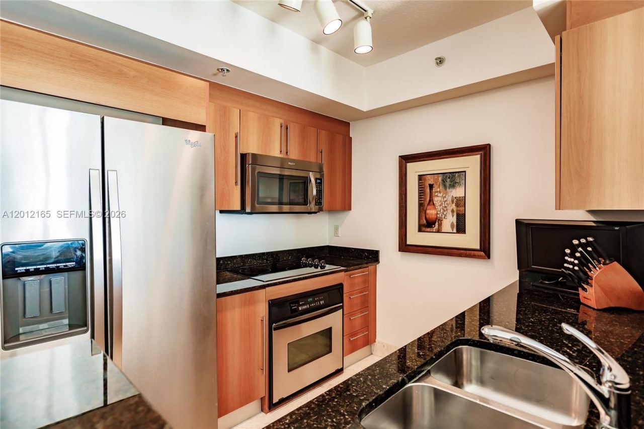325 S Biscayne Blvd , Unit 3617, Miami, FL 33131 Photo