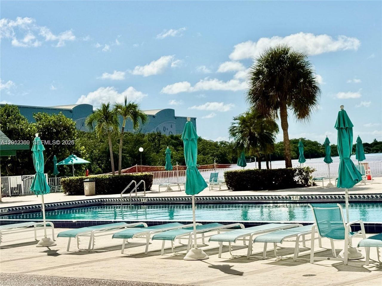 300 Bayview Dr , Unit 1903, Sunny Isles Beach, FL 33160 Photo
